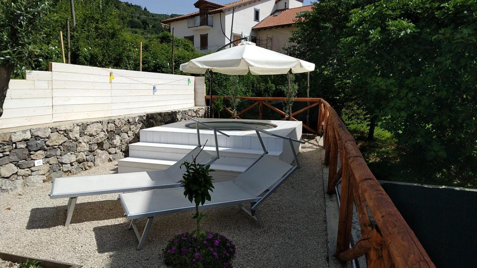 Four White Apartments Agerola Exterior foto